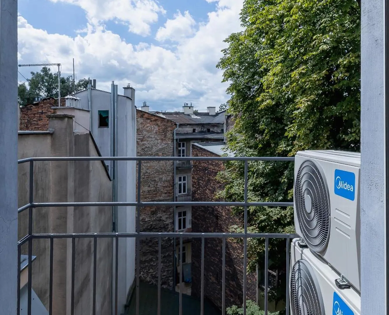 Starowislna Elegant Apartment With Air Conditioning Kazimierz Cracow By Renters Prestige Krakow
