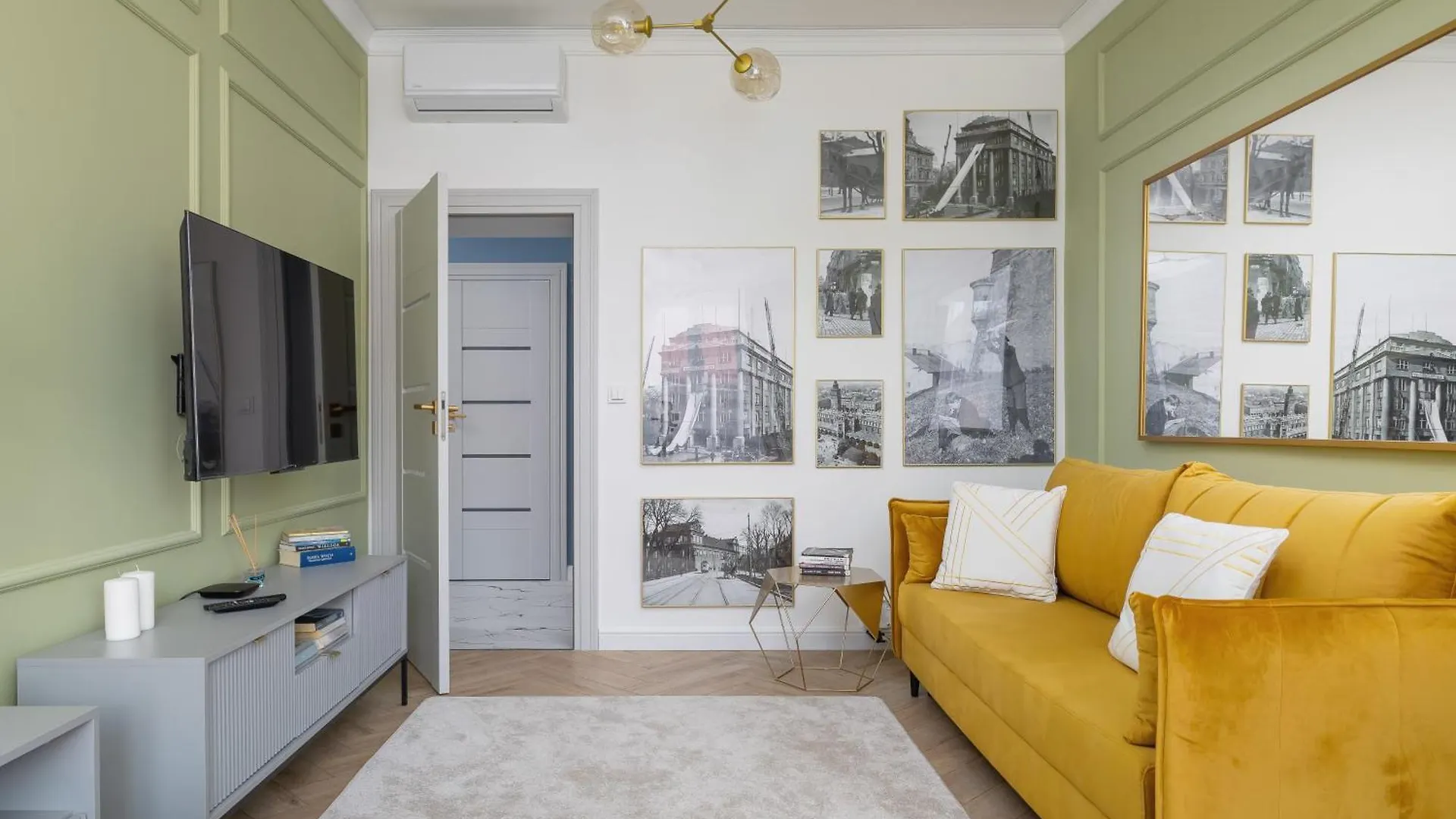 Starowislna Elegant Apartment With Air Conditioning Kazimierz Cracow By Renters Prestige Krakow Poland