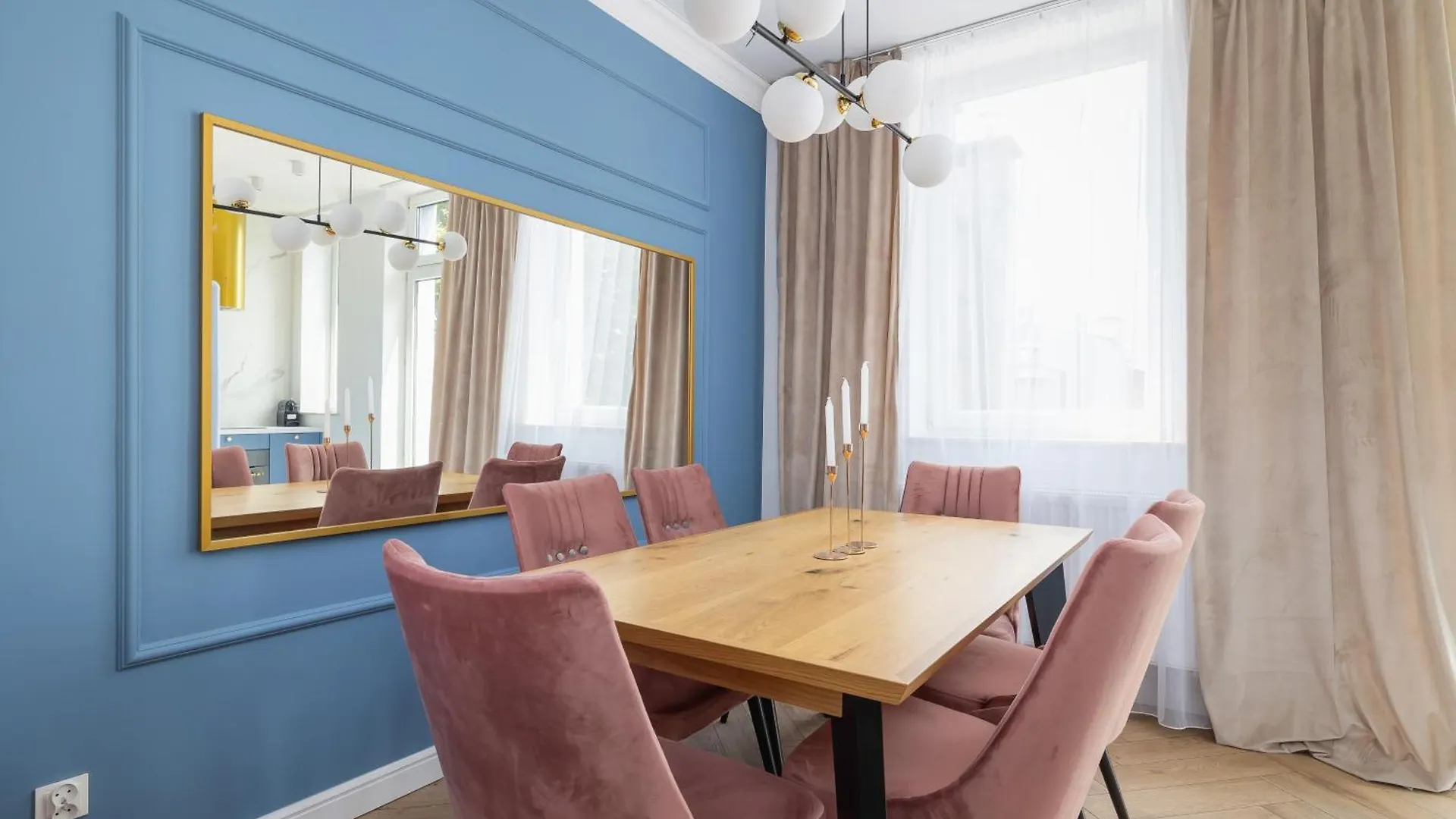 Starowislna Elegant Apartment With Air Conditioning Kazimierz Cracow By Renters Prestige Krakow 0*,  Poland