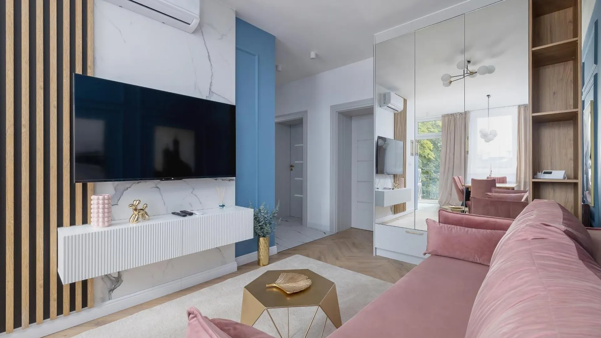 Starowislna Elegant Apartment With Air Conditioning Kazimierz Cracow By Renters Prestige Krakow