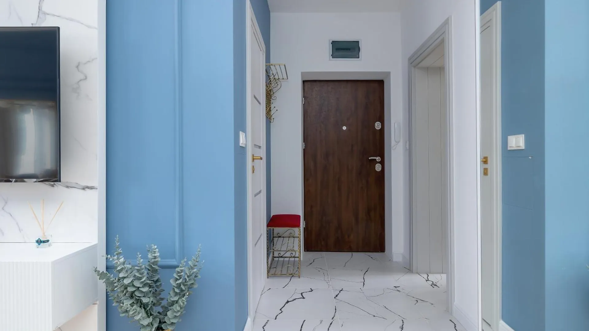 Starowislna Elegant Apartment With Air Conditioning Kazimierz Cracow By Renters Prestige Krakow