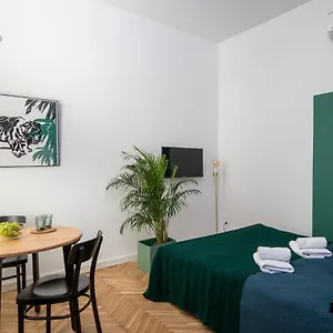  Apartment Barbacan - Old Town - By Upstairs