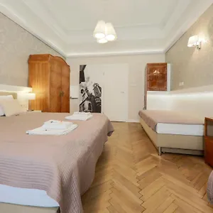  Apartament Podwale